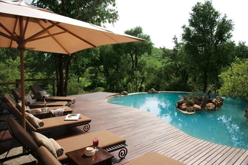 Impodimo Game Lodge Madikwe Wildreservaat Buitenkant foto